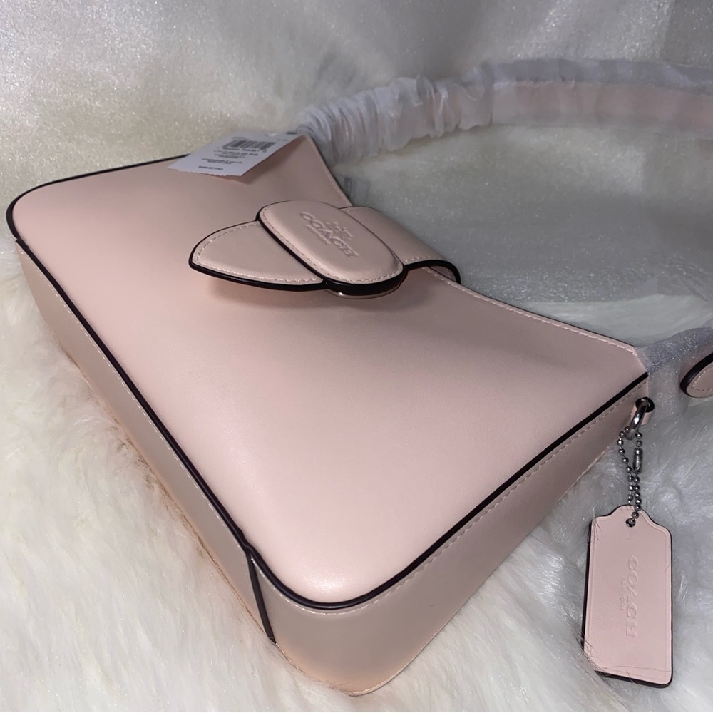 Coach leather purse new in packaging